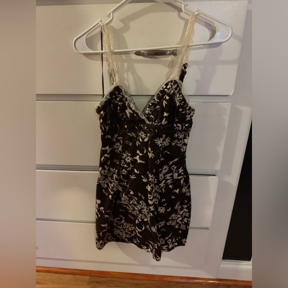 brown & cream dress